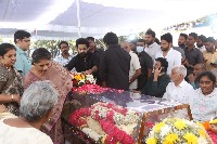 Celebs pay their last respects to Taraka Ratna